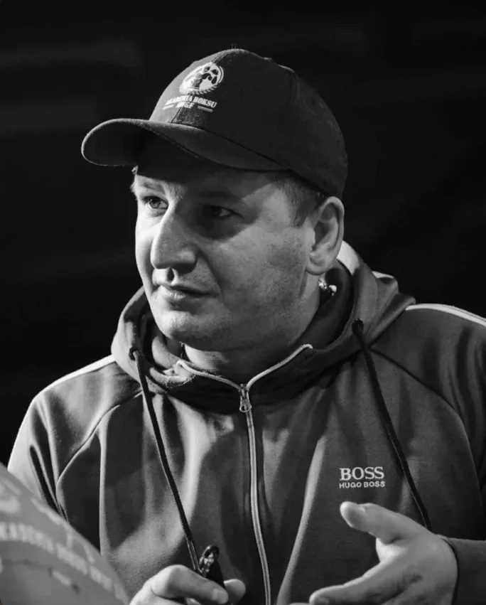 Trener Adam Wójcik — Akademia Boksu AW&F
